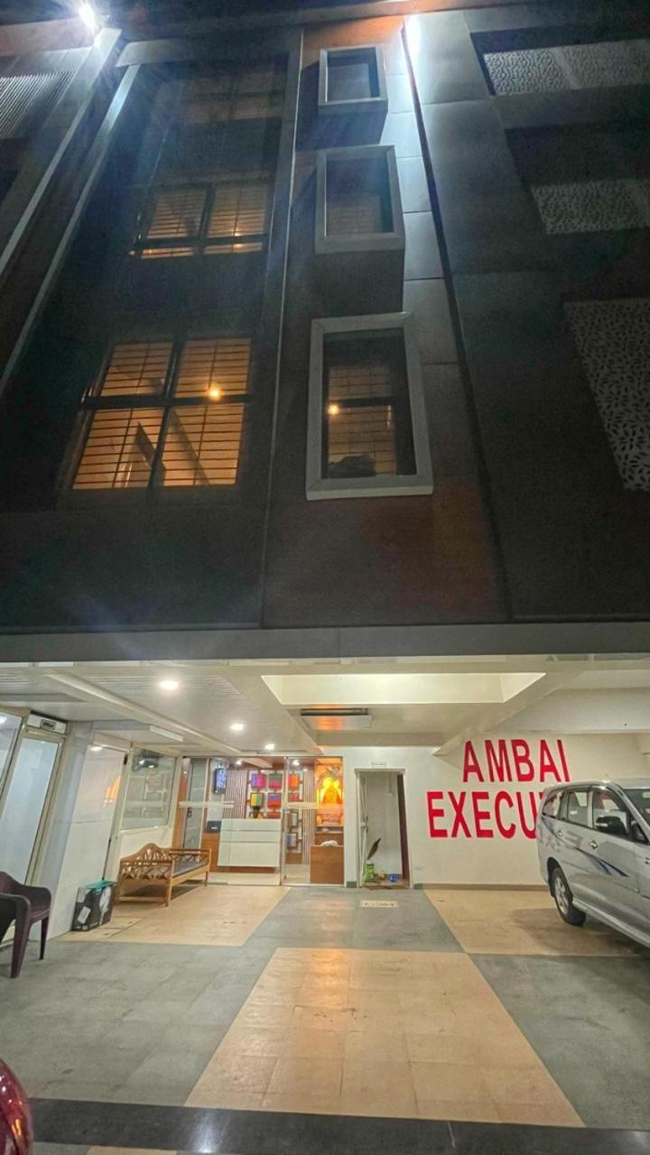 Hotel Ambai Executive Tuljapur Exterior foto